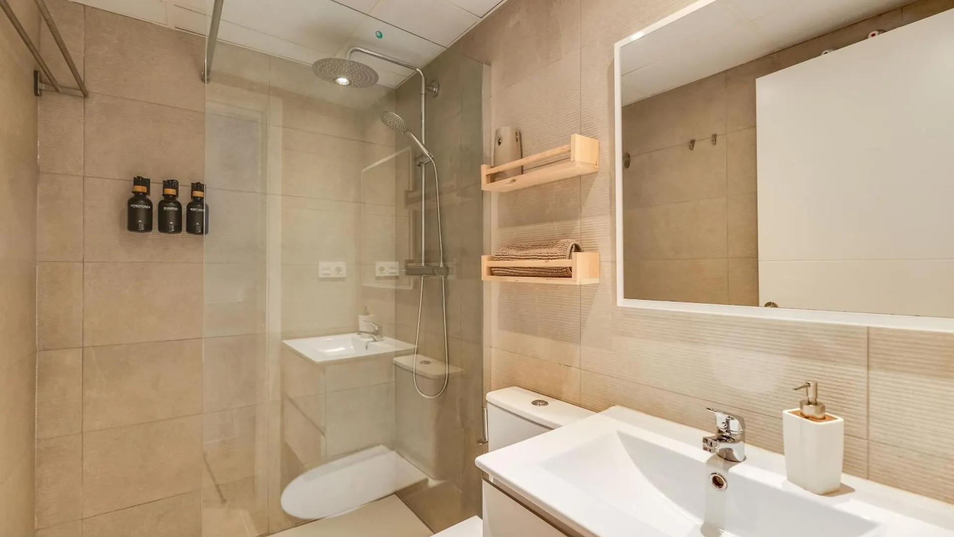 Urban Chic Loft Malaga City Center Spain